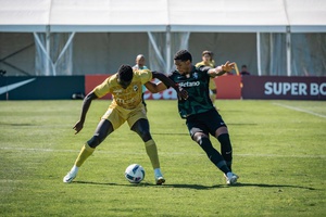 Sporting empata com Farense em amigável
