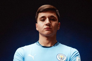 Mercado: Manchester City reforça defesa com jovem uzbeque Khusanov