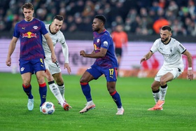 Borussia Mönchengladbach e Leipzig empatam no início da 12.ª ronda da Liga alemã