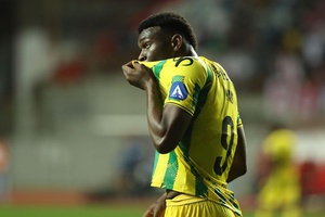 OFICIAL: Avançado Miro ruma à Rússia e Talocha termina contrato com o Tondela