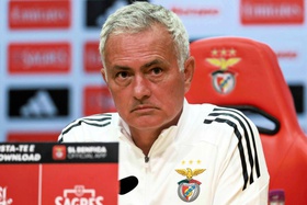Mourinho ignora ausência chave do Benfica: "Não vamos chorar"