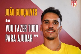 OFICIAL: João Gonçalves reforça AVS e assina até 2028