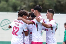 II Liga: Expulsões facilitam triunfo do Sporting B sobre Lusitânia Lourosa