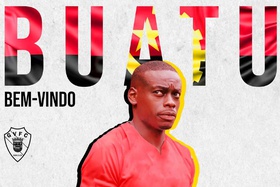 Jonathan Buatu, o possante jogador angolano que promete 'trancar' a defesa do Gil Vicente