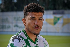 OFICIAL: Yan Lincon reforça Moreirense até 2029 após meia época no Anadia