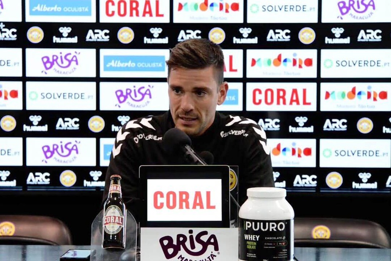 Técnico do Nacional antevê "jogo entretido" na visita ao Estrela da Amadora