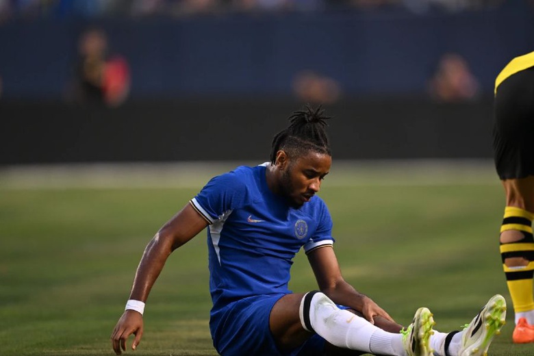 Chelsea: Reforço mais caro dos blues sofre lesão e fica fora dos relvados por quatro meses