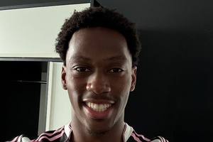 OFICIAL: Jonathan David e Angel Gomes saem do Lille