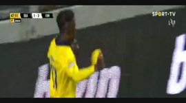 Liga Portugal Bwin: Boavista (1-4) Famalicão, Golo Banza, 48m (2021-2022)