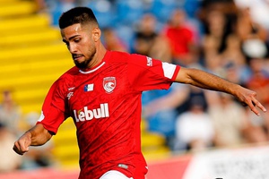 Santa Clara confirma presença no play-off da Liga Conferência após empate com Larne