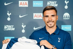 OFICIAL: João Palhinha reforça Tottenham por empréstimo do Bayern