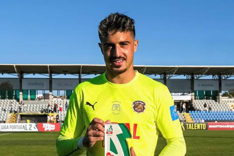 Gonçalo Tabuaço afastado temporariamente dos treinos do Marítimo