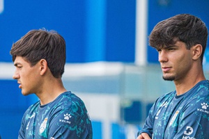 Feirense arranca pré-época com Ricardo Costa e 18 jogadores