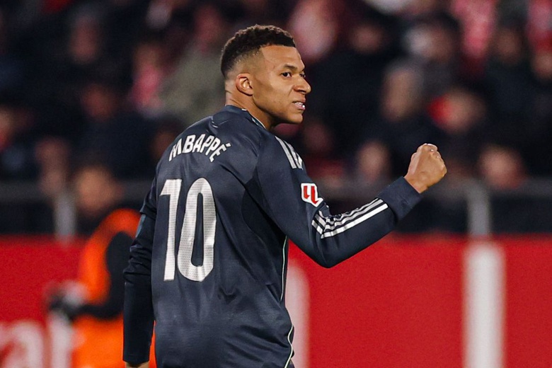 Real Madrid escorrega em Girona e perde liderança para o Barcelona