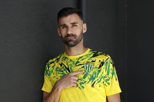 OFICIAL: Avançado Roberto deixa Penafiel e assina até 2025 pelo Tondela