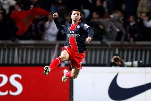 Açores homenageiam Pauleta com nome de rua em São Roque