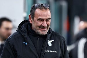 Maurizio Sarri regressa ao comando da Lazio