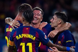 FC Barcelona consegue vitória nos descontos e passa a liderar Liga espanhola