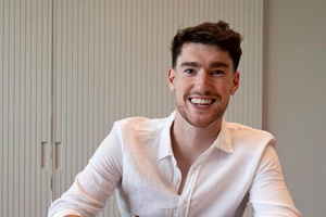 OFICIAL: Franco Israel deixa o Sporting e assina pelo Torino