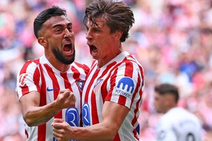 Atlético de Madrid vence Betis por 2-0 e sobe ao quarto lugar da La Liga