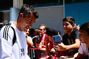 Boas notícias para Lage: Araújo e Aktürkoglu já treinam para o jogo com o Nice