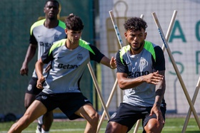 Début iminente? Suárez já treina com o plantel e mira Supertaça