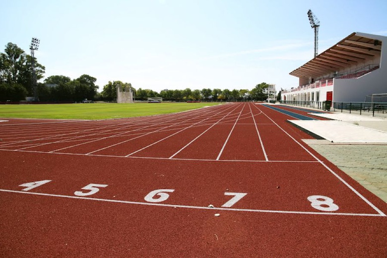 Vento forte causa estragos em dois campos de futebol no concelho de Beja