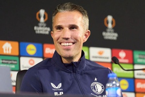 Robin van Persie: "Favorito não" contra o Braga na Liga Europa