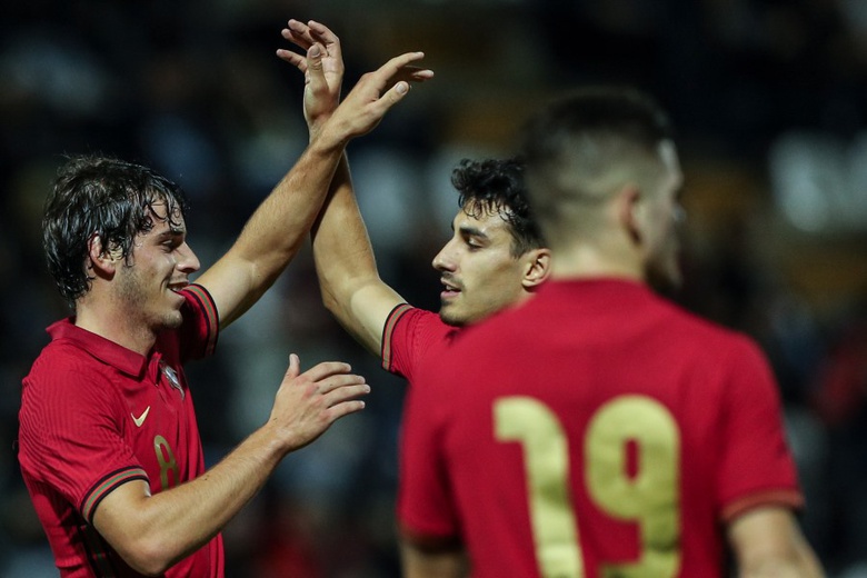 Portugal defronta Inglaterra nos quartos de final do Europeu de