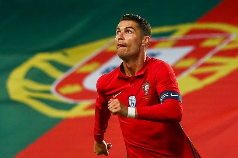 Hóquei em Patins: Portugal nas meias, Angola na luta pelo 5° lugar no  Mundial