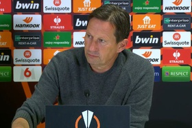 Roger Schmidt: "Foi difícil encontrar soluções. O Marselha teve melhores executantes"