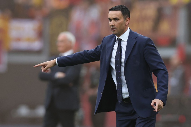 Raffaele Palladino abandona Fiorentina três semanas depois de renovar