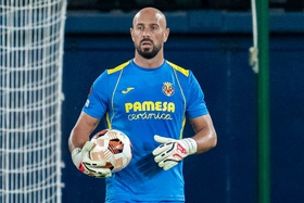 Reina supera Casillas e persegue Ronaldo como jogador com mais jogos na UEFA