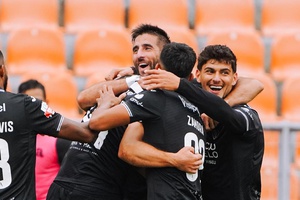 II Liga: Académico de Viseu vence Penafiel e a equipa sobe ao pódio