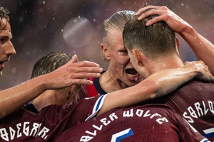 Noruega surpreende e afunda Itália: 3-0 em Oslo rumo ao Mundial-2026