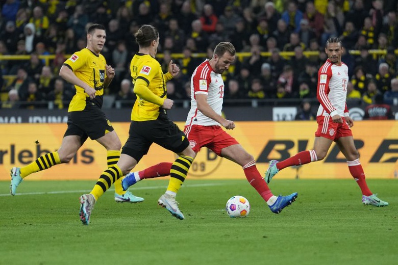 Alemanha: Bayern vinga derrota na Taça e aplica goleada na visita ao reduto do Dortmund