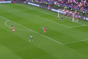 "Estou estacionado e vem um carro descontrolado bater-me. O culpado é esse carro"