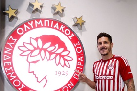 OFICIAL: Olympiakos anuncia a contratação do avançado montenegrino Stevan Jovetic