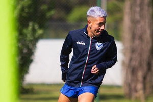 Presidente do Vélez confirma reforço para Schmidt: "Prestianni já é jogador do Benfica"