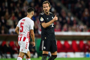 Bayern Munique empata mas alarga vantagem na Bundesliga