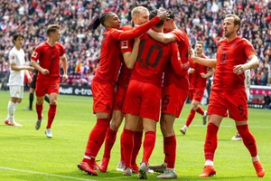 Bayern Munique vence Mainz e fica a um triunfo do título alemão