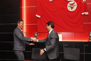 "Continuidade Schmidt? Essa dúvida não será boa para nenhuma das partes"