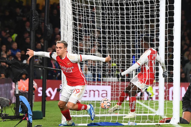 Arsenal empata no Inglês e fica fora da zona de classificação para a  Champions