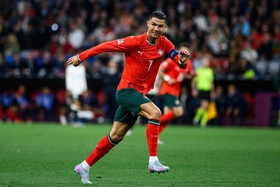 Cristiano Ronaldo dispensado após expulsão frente à Irlanda