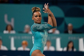 Biles, Duplantis, Marchand e Pogacar entre os nomeados aos Laureus