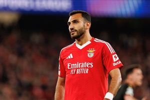 Pavlidis dispensado da seleção grega devido a lesão no joelho