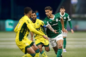 Abel Ferreira critica exibição 'pouco inspirada' do Palmeiras após empate