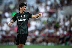 Sporting vence Villarreal e conquista Troféu Cinco Violinos