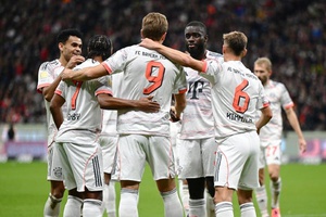 Bayern Munique vence Eintracht e reforça liderança invicta na Bundesliga