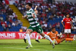 Santa Clara perde em casa e complica acesso à Liga Conferência